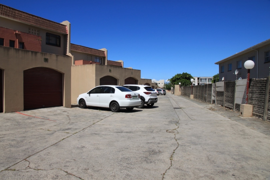 2 Bedroom Property for Sale in Southernwood Eastern Cape